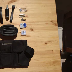 What is in my bag. Part 1: Small Saddlebag